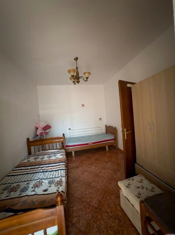 Apartament 2+1+2 Ballkone me Qira – Rruga e Dibrës !