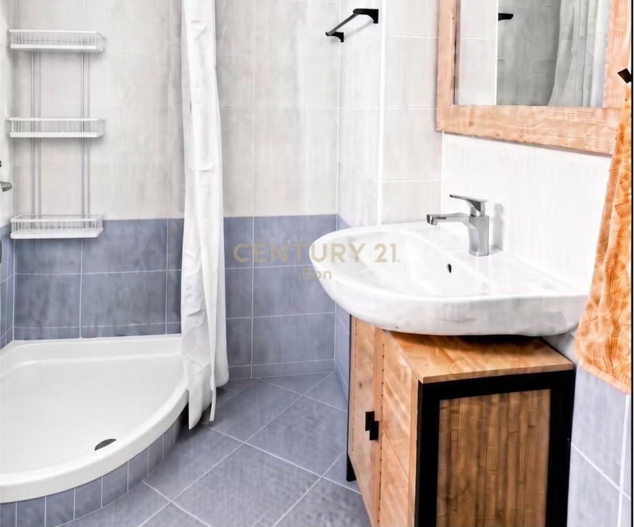 APARTAMENT 1+1 PËR SHITJE NË PLAZH, ILIRIA – DURRËS