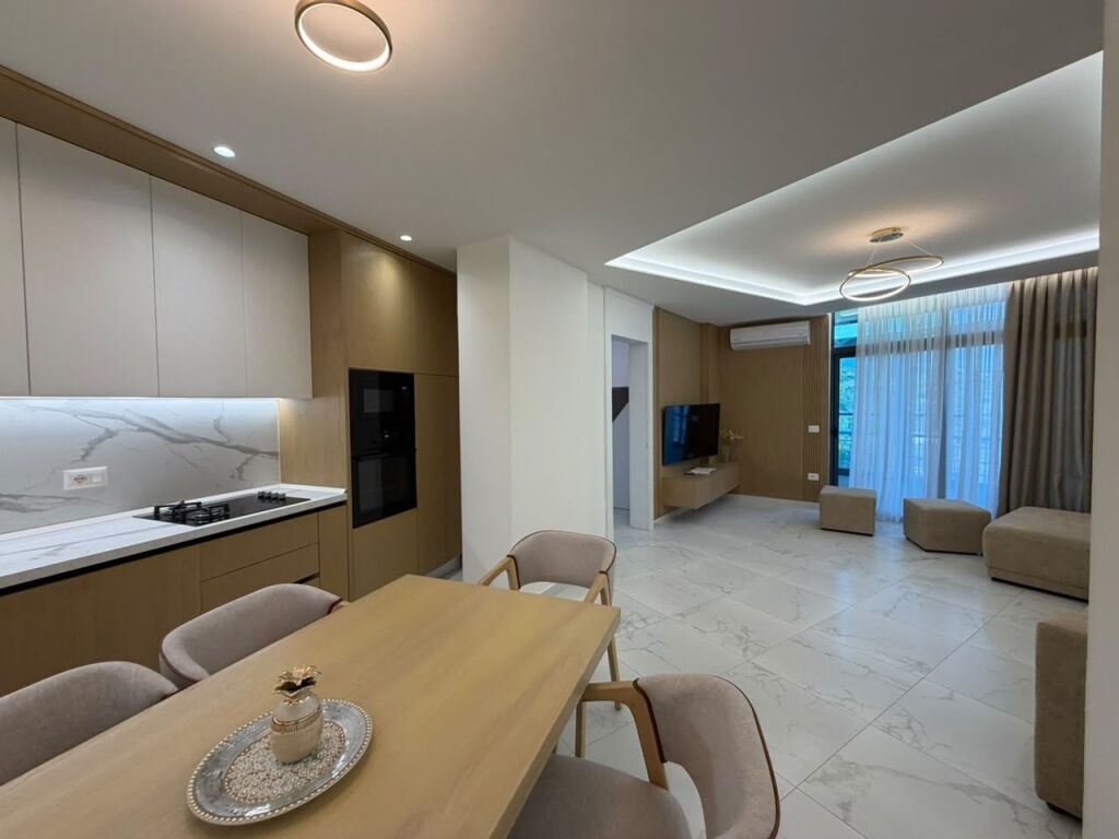 Apartment 2+1+2 for sale at Shkembi i Kavajes