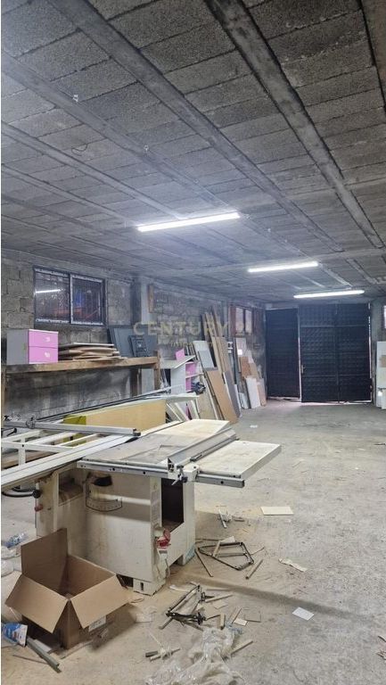 Shop for Rent on Jordan Misja Street – 150 m²IMP151503