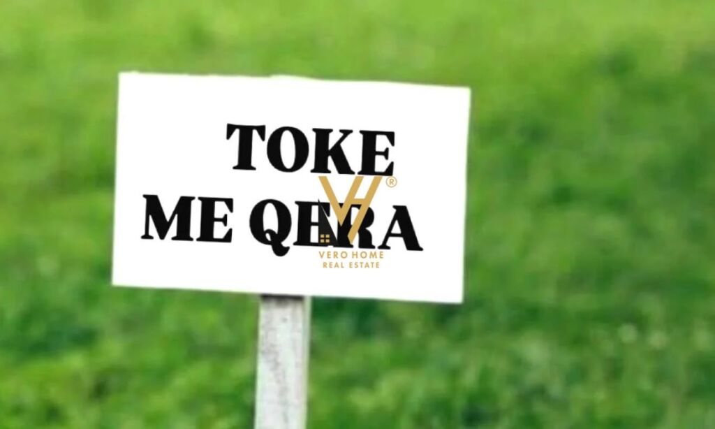 JEPET TOKE 2.550 M2 ME QERA PRANE TEG 1.500 EURO