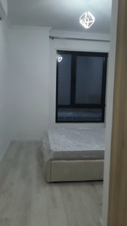 Apartament 2+1+2+ post parkimi Rruga 5 Maji !