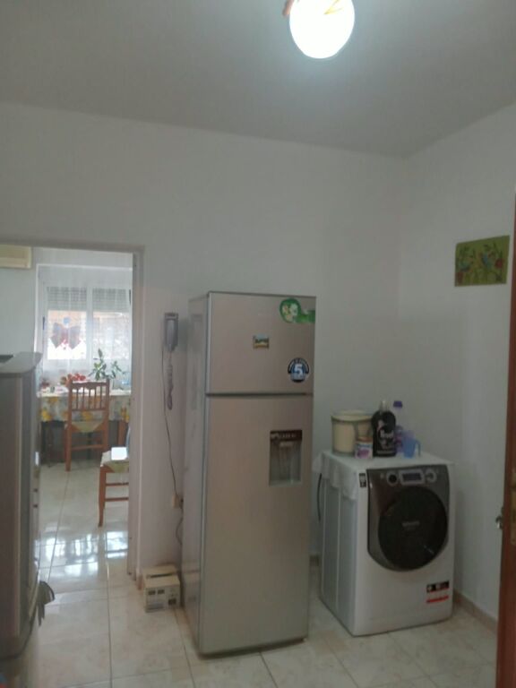 🏡 VENDESI APPARTAMENTO 2+1 | VLORË – STAZIONE DEL TRENO
