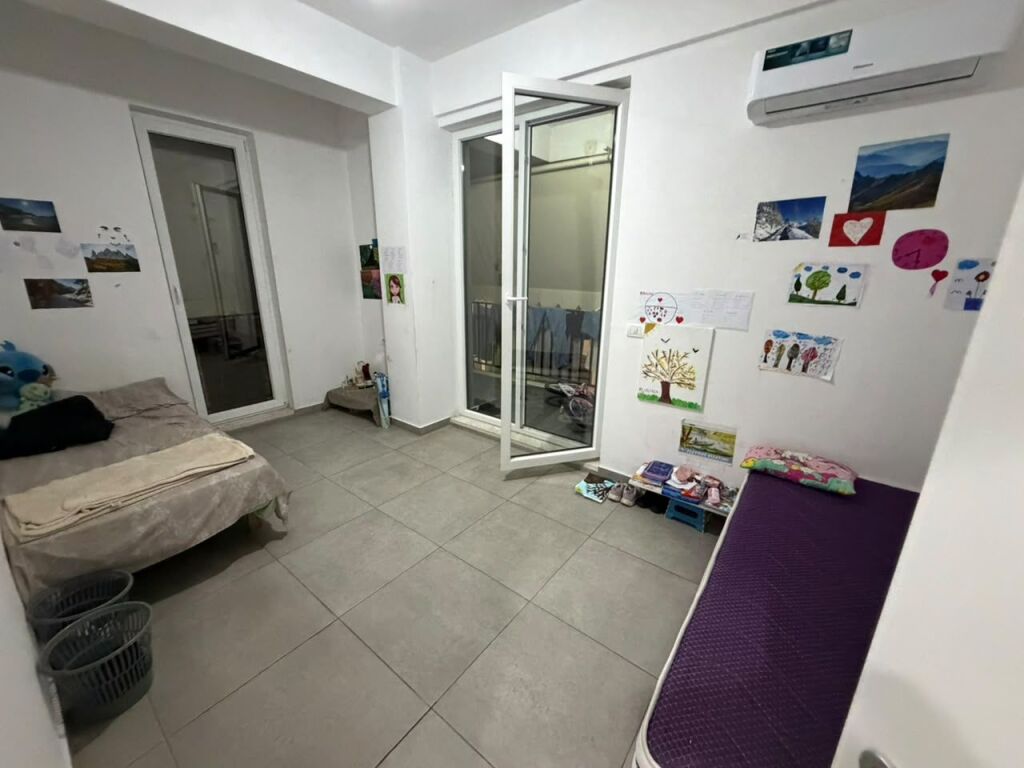 🏡 APPARTAMENTO IN AFFITTO 3+1+2 📣  📍 Indirizzo: Via “5 Maji”, alla fine