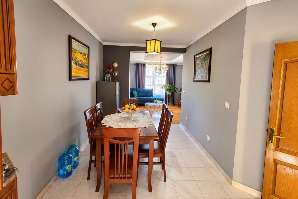 2+1 Apartment for Sale on Dibra Street. ID 5773
