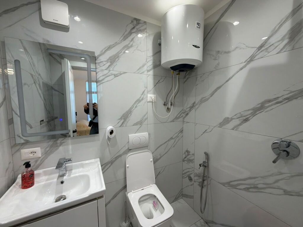 Apartment 2+1+2 for sale at Shkembi i Kavajes