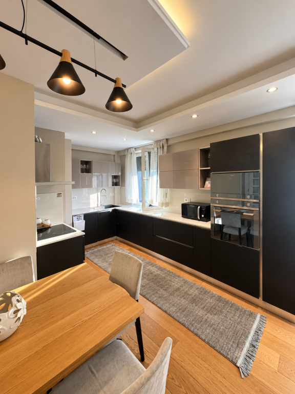 Qera, Apartament 2+1, Myslym Syri, Tiranë.