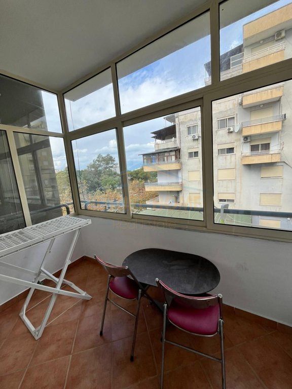 Qera, Apartament 1+1 Plazh Iliria, Durres
