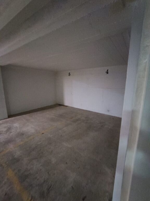 Sale | 2 Poste Parkimi | QSUT | 42000 € (lek)