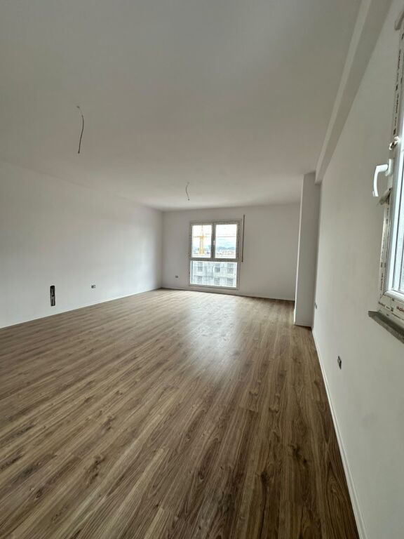 Apartament ne shitje 2+1+2