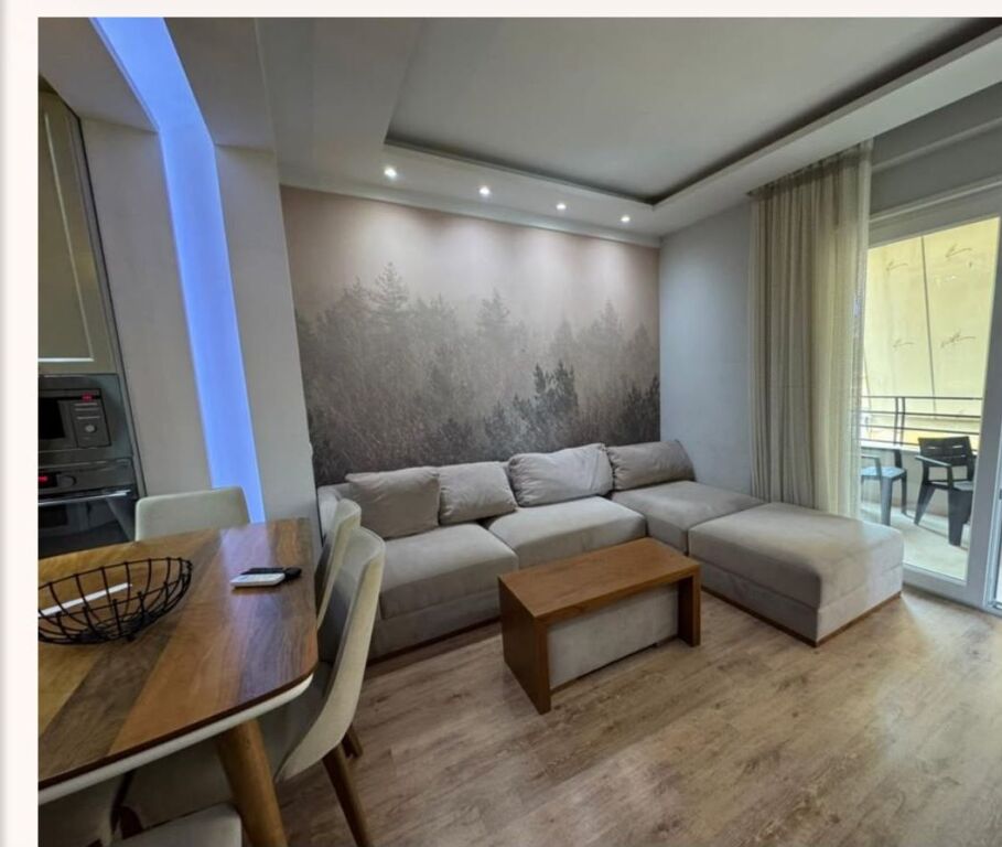 Jepet apartament 2+1 me qira tek Kodra e Diellit , Rruga Bill Klinton .