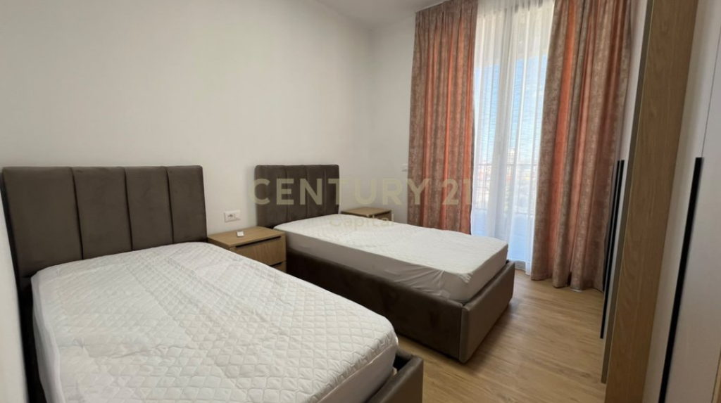 Apartament 2+1 per qera prane SPAK!
