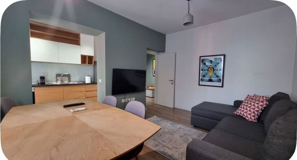Jepet me qira apartament 1+1 tek Rruga e Kavajes