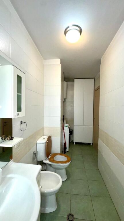 SHITET: Apartament 2+1 📍Kompleksi "KONTAKT" 21 Dhjetori,