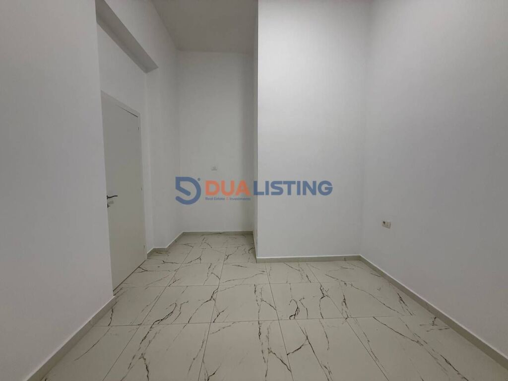 Zyra per Qira Donika Center Mine Peza