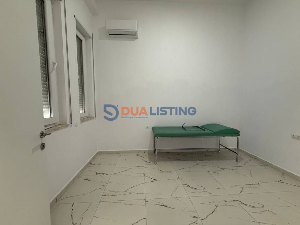 Zyra per Qira Donika Center Mine Peza