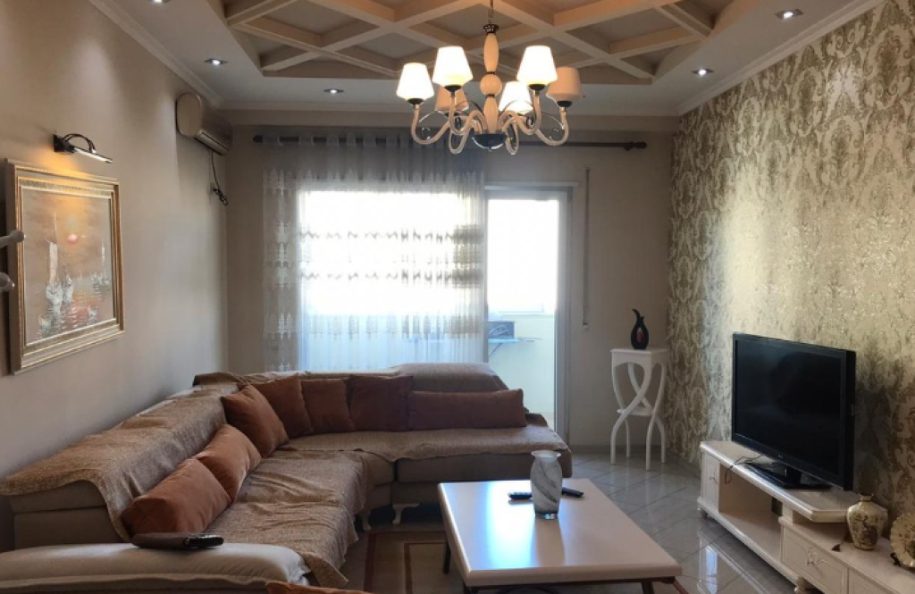 Appartamento 2+2 In Affitto a Zogu i Zi, Tirana - 700€ | 115 m²
