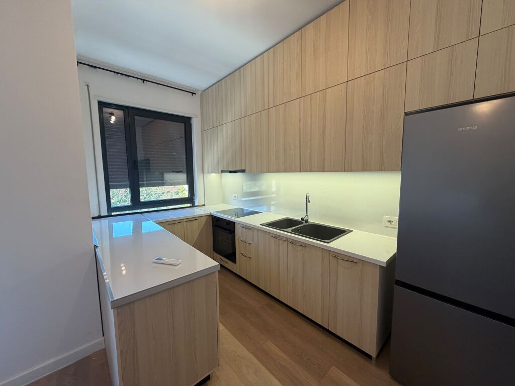 Apartment for rent 2+1+2+parking 5 Maji