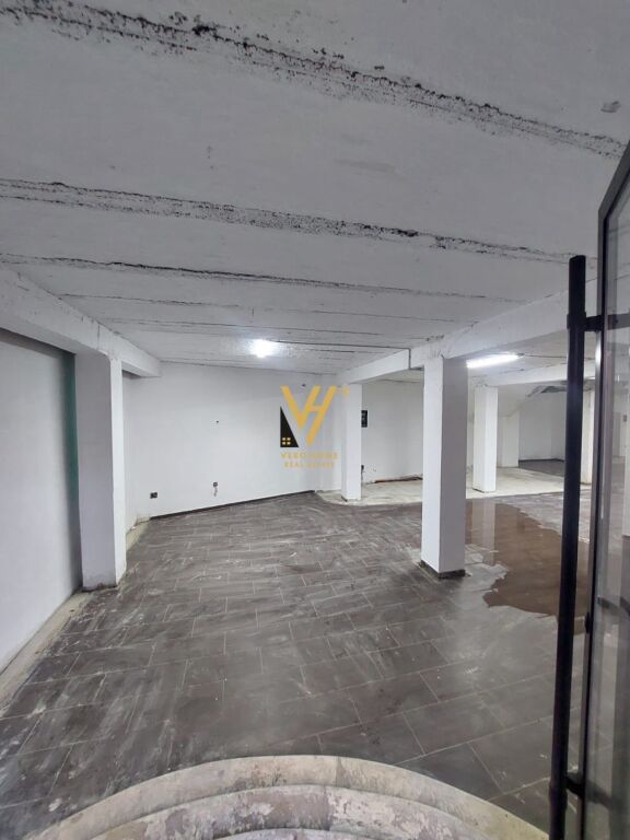 JEPET AMBIENT BIZNESI 400 M2 ME QERA TE PROKURORIA 3.500 EURO