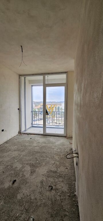SHITET APARTAMENT 3+1+2+BLK NE KAVAJE 154.870 EURO