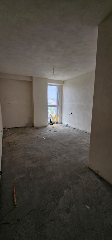 SHITET APARTAMENT 2+1+2+BLK NE KAVAJE 106.300 EURO