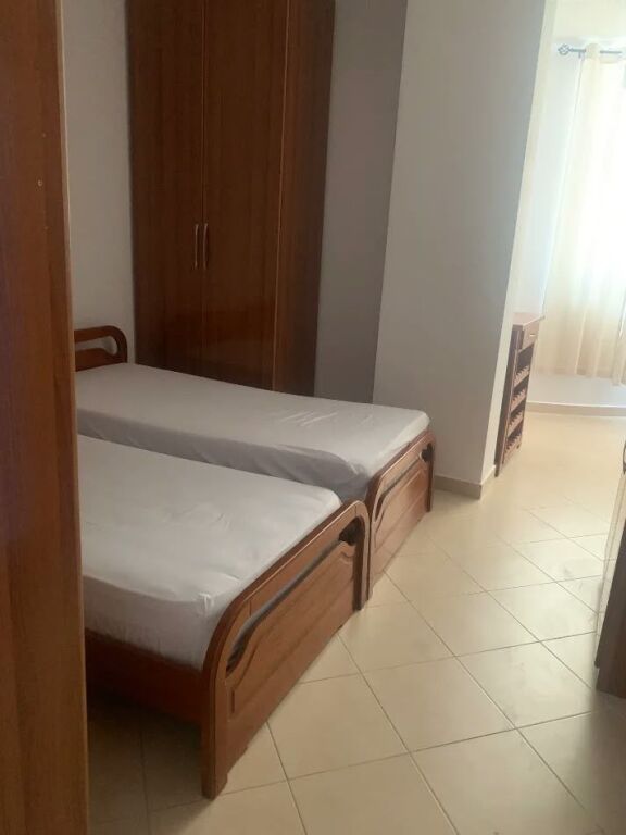 Apartament me qera 2+1 te Ekonomiku