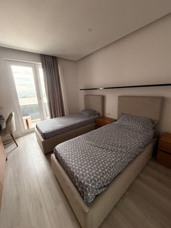 🏡 APARTAMENT 2+1 ME QIRA – UNIVERS CITY