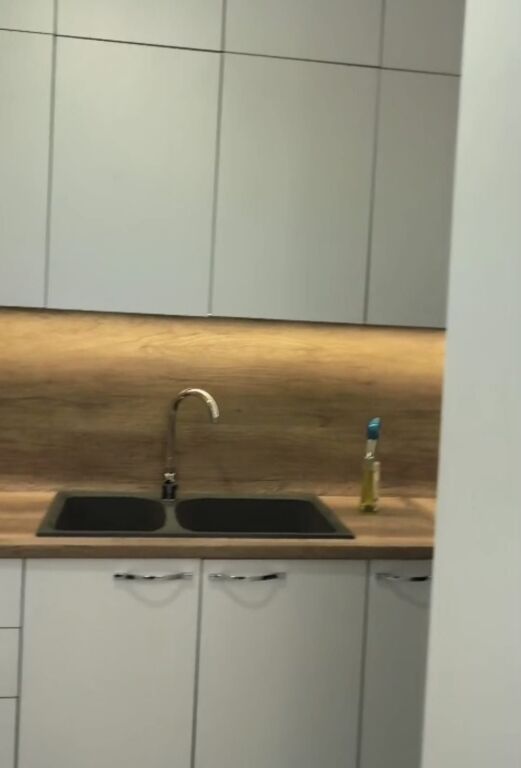 Apartment 2+1+2+Parking space for rent on 5 Maji Street .  