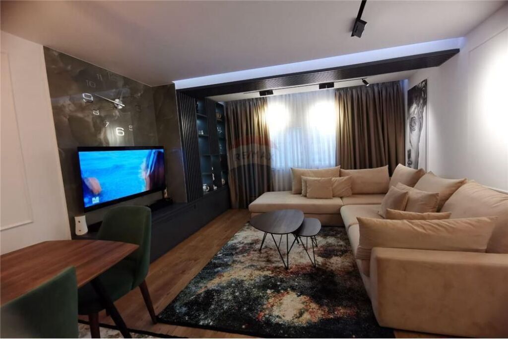 Apartsment 2+1+2 te Sheshi Willson