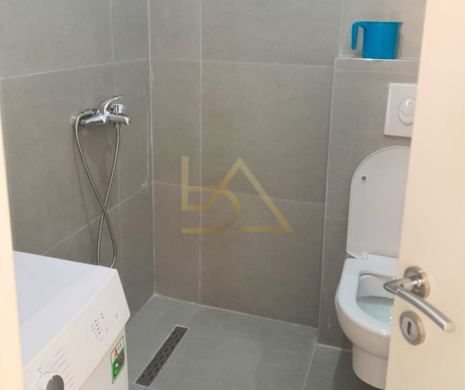 LARGE STUDIO APARTMENT FOR SALE – SARANDË