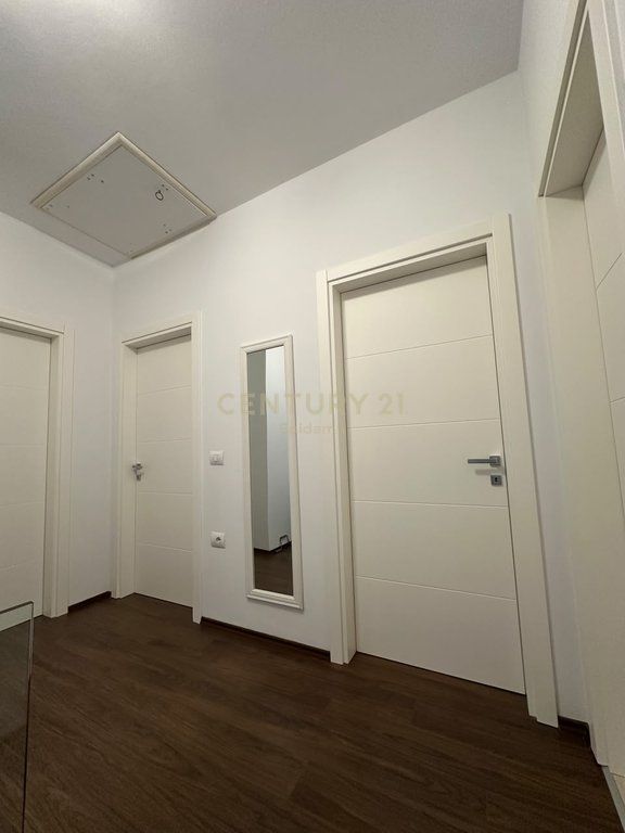 VILË PËR SHITJE – PERLA RESORT, GJIRI I LALZIT – 495.000 €