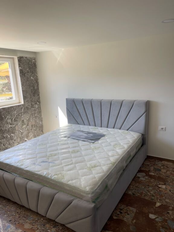 Farke, Apartament 1+1 per Qira