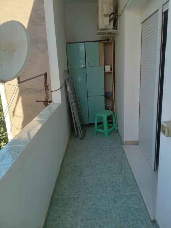 🏡 APARTAMENT 1+1 ME QIRA AFATGJATË – VLORË/Te Policia