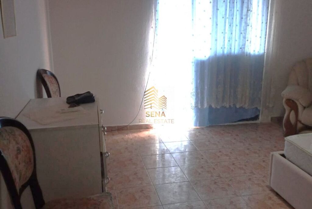 Qira, Apartament 1+1+blk, Komuna e Parisit, 40.000 Leke/Muaj
