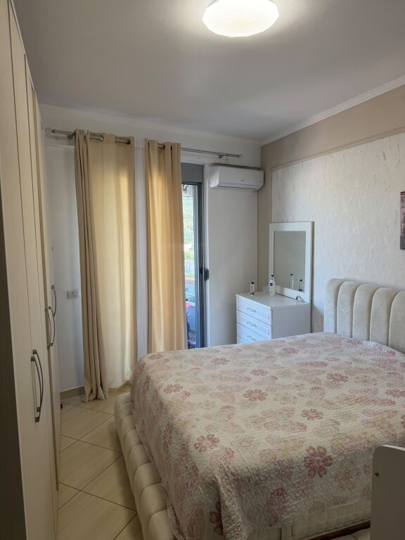 APARTAMENT 2+1 ME QERA – ZJARRFIKËSJA, VLORË