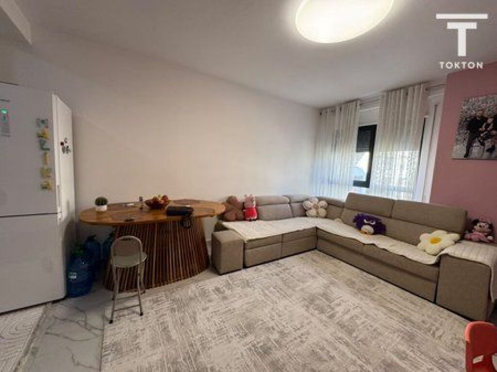 SHITET, APARTAMENT 1+1, ALI DEMI, TIRANË