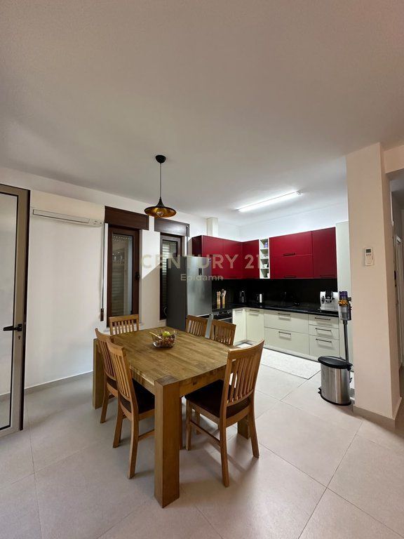 VILLA IN VENDITA – PERLA RESORT, GOLFO DI LALZ – 495.000 €