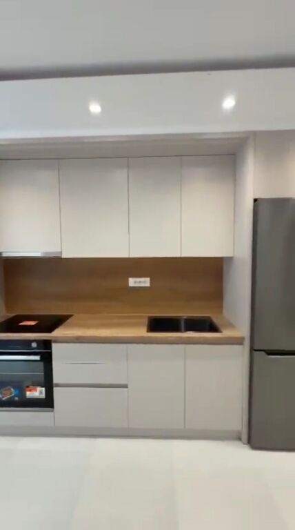 Shitet apartament 1+1 plazh