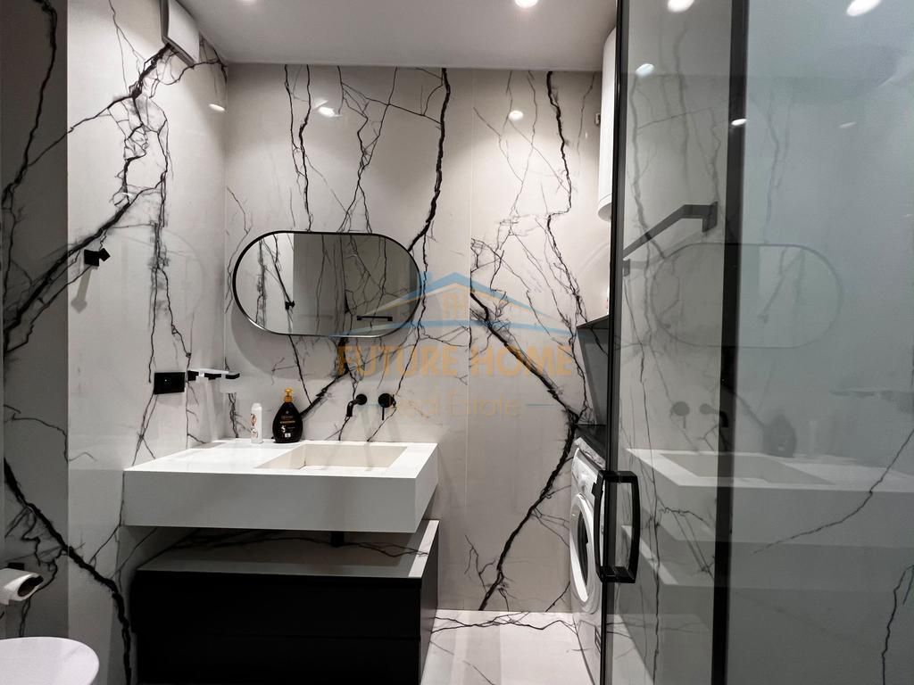 Qera, Apartament luksoz 2+1, Rruga e Kavajes  170,000 Lekë