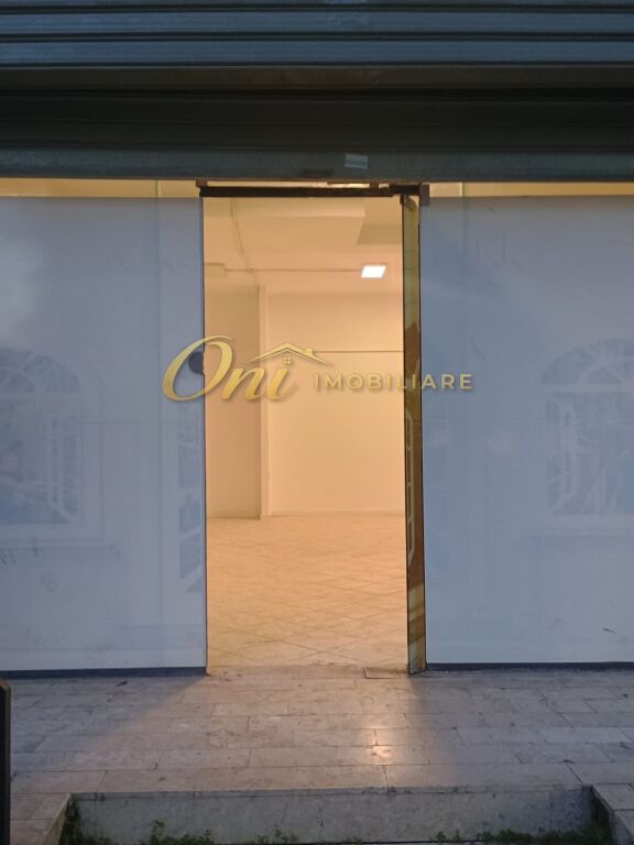 YZBERISHT NEGOZIO 55M2 IN AFFITTO