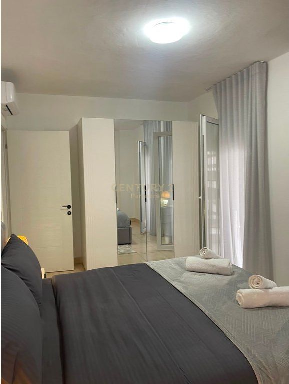 APARTAMENT 3+1+2 PËR SHITJE – RRUGA 5 MAJI, TIRANË partners151602