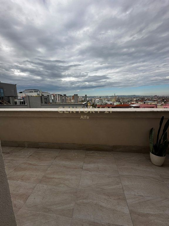 JEPET ME QIRA – APARTAMENT 1+1 ME VERANDË | AURA RESIDENCE 🌿