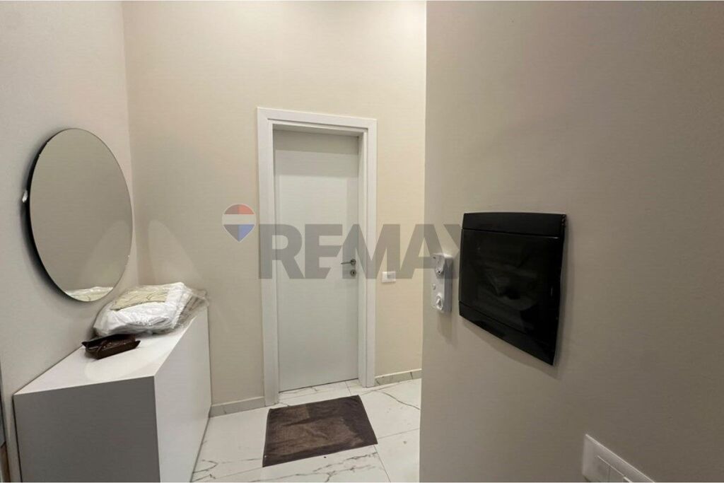 Apartament 2+1 me qera Qender