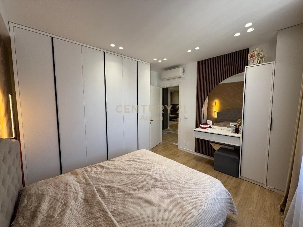 SHITET APARTAMENT 2+1 | ASTIR, TE FRATARI 176,000 €