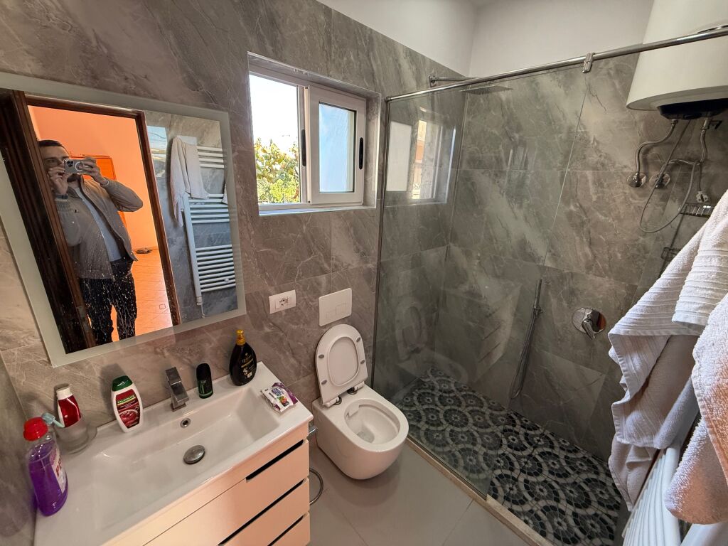 📣 AFFITTO Appartamento 2+1 Con Cucina Indipendente E Veranda 📍 Misto Mame, Vicino Hotel 7777 🛣️ Via “Besim Alla” ✨