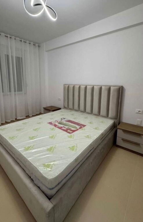 Jepet me qira apartament 2+1 te Ish-Parku pranë Report Tv!