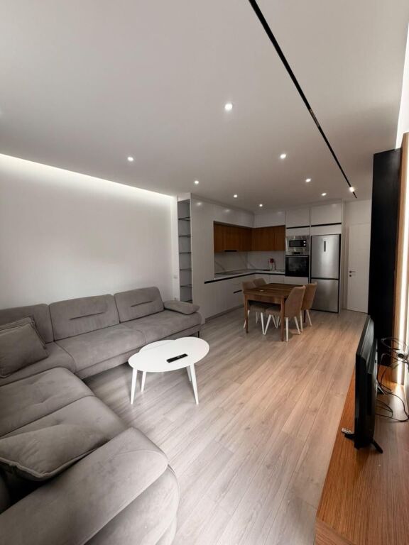 🏡 APARTAMENT 2+1 ME QIRA – UNIVERS CITY