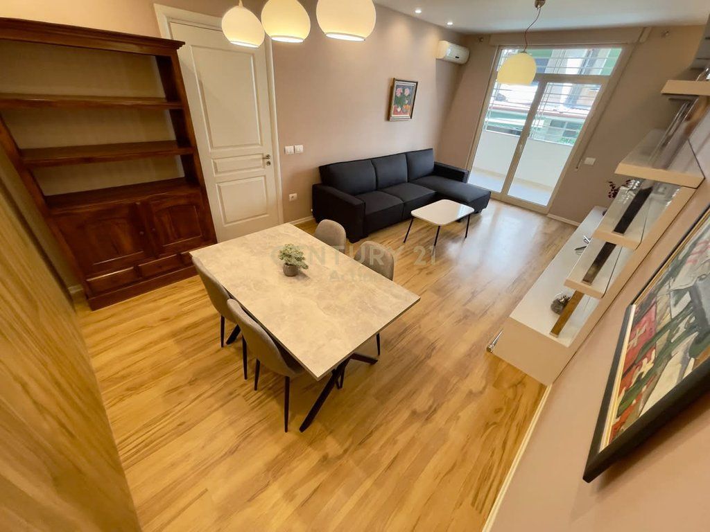 🏠 QIRA, APARTAMENT MODERN 1️⃣➕1️⃣ me 2️⃣ TUALETE, MINISTRIA JASHTME‼️