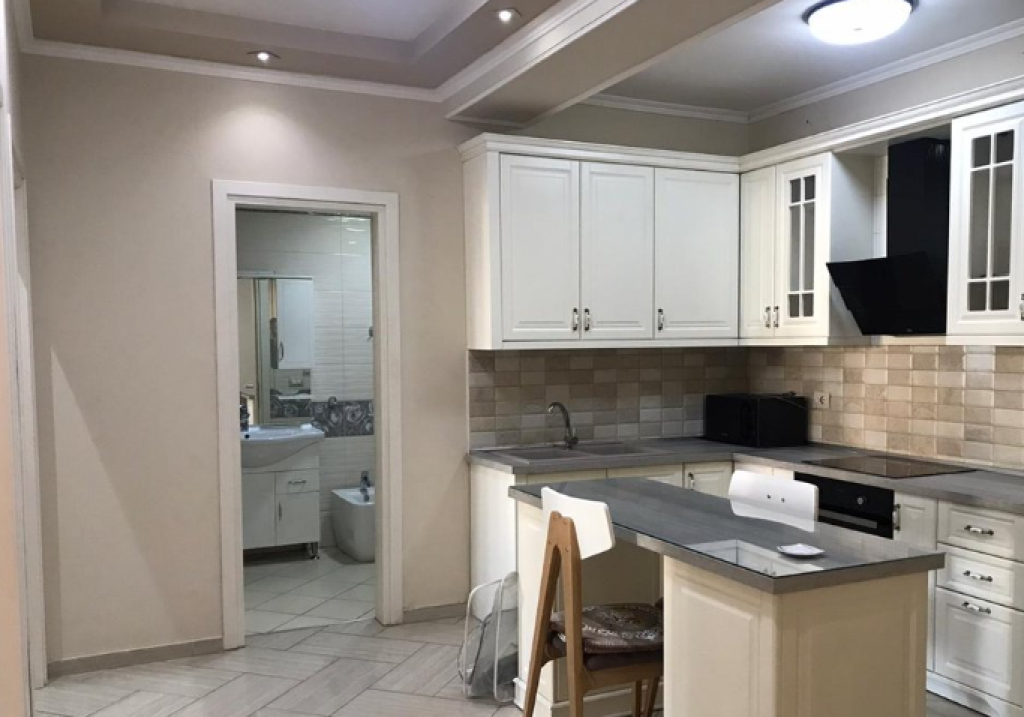 Appartamento 2+2 In Affitto a Zogu i Zi, Tirana - 700€ | 115 m²