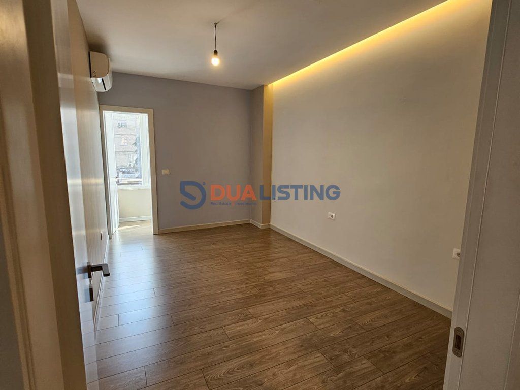 SHITET APARTAMENT 2+1 DHE GARSONIERE ZOGU I ZI, TIRANË